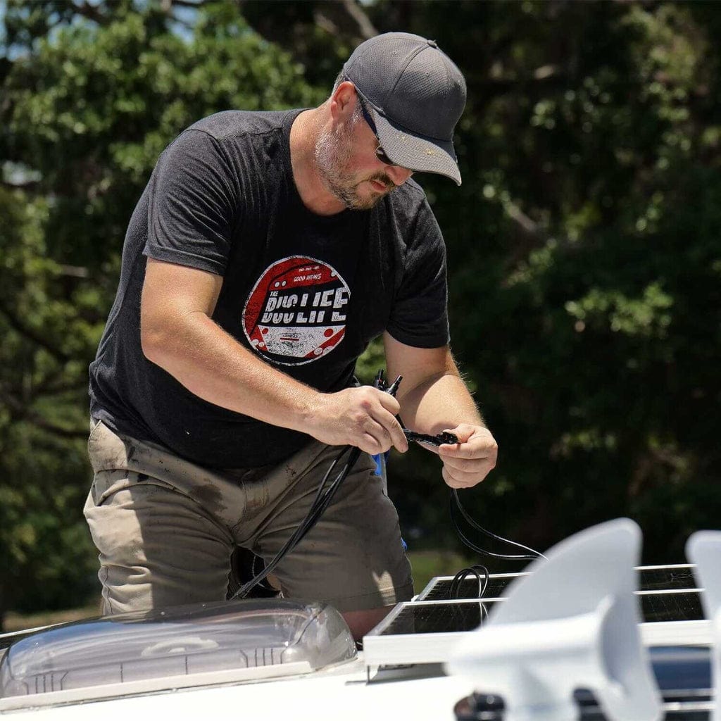 ISE075 BougeRV Solar Y Branch Connector 1 to 3 (M/FFF and F/MMM) | IP67 Rated | MC4 Connectors